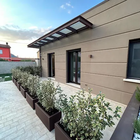 Dom wakacyjny Paradise House Luco ne' Marsi